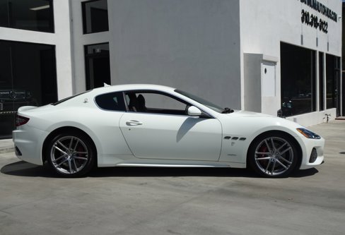 Used 2018 Maserati GranTurismo Sport image 9