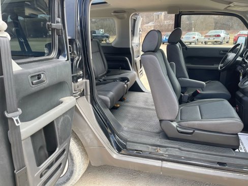 Used 2004 Honda Element EX image 13