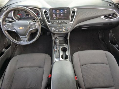 Used 2020 Chevrolet Malibu RS image 17