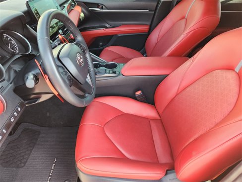 Used 2023 Toyota Camry XSE image 14