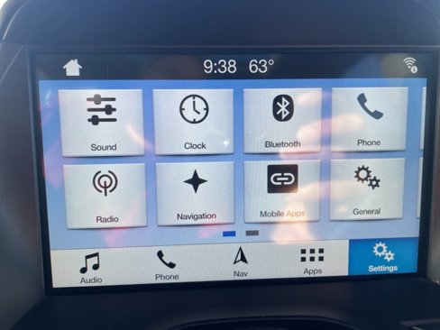 Used 2017 Ford Escape Titanium w/ Canadian Touring Package image 4