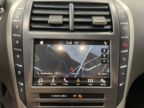 Used 2018 Lincoln MKZ Reserve w/ Technology Package image 4