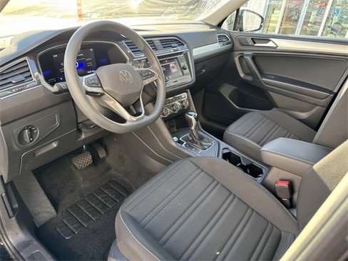 Certified 2022 Volkswagen Tiguan S image 12