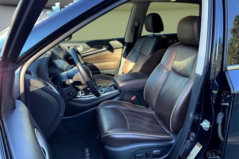 Used 2019 INFINITI QX60 Luxe w/ Essential Package image 19