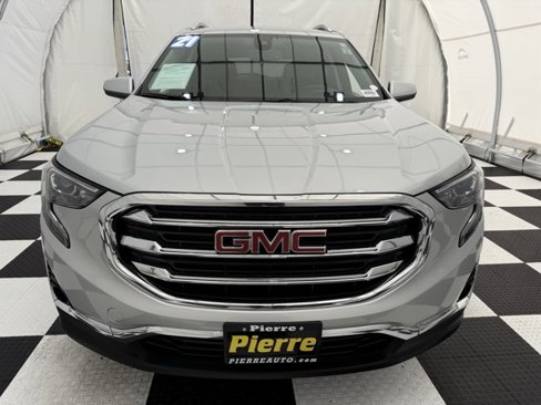 Used 2021 GMC Terrain SLT image 8