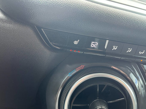 Used 2019 Chevrolet Blazer LT image 29