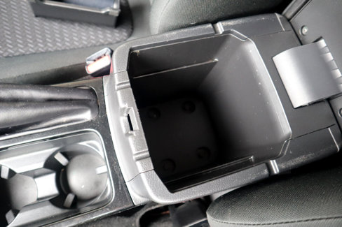 Used 2018 Mitsubishi Eclipse Cross LE image 79