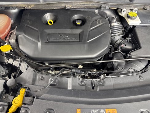 Used 2018 Ford Escape Titanium image 9