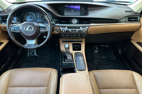 Used 2018 Lexus ES 350 w/ Navigation System Package image 16