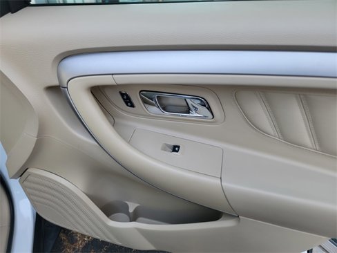 Used 2019 Ford Taurus SEL w/ Equipment Group 201A image 21