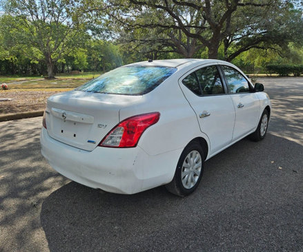 Used 2012 Nissan Versa SV image 4