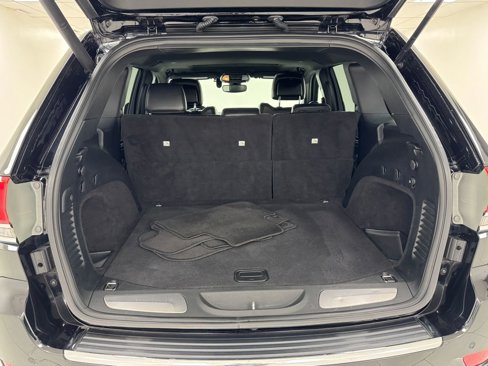 Used 2018 Jeep Grand Cherokee Limited image 37