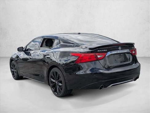 Used 2017 Nissan Maxima SR w/ Midnight Edition image 7