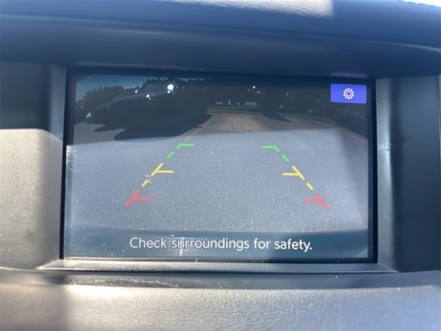 Used 2019 INFINITI QX30 image 18