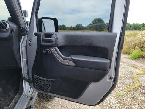 Used 2013 Jeep Wrangler Unlimited Sport image 28