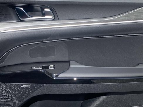 New 2025 Kia K5 EX image 28