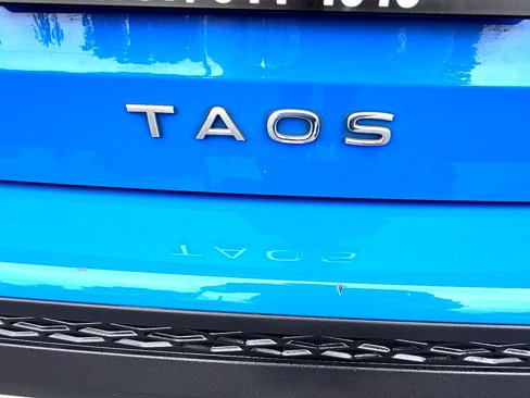 Used 2022 Volkswagen Taos SE image 8