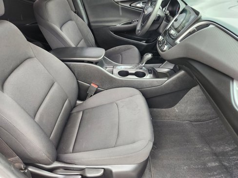 Used 2020 Chevrolet Malibu LS image 18