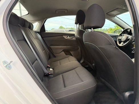 Used 2021 Kia Forte LXS image 30