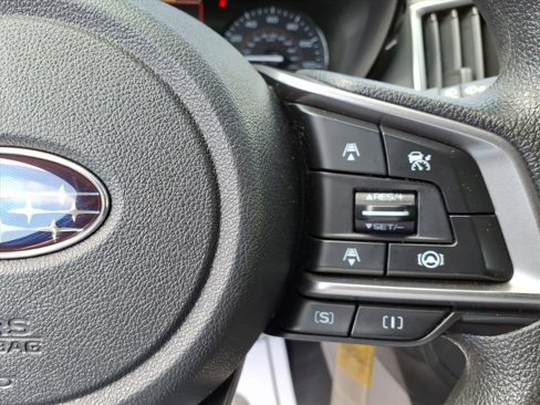 Used 2023 Subaru Crosstrek 2.0i image 13