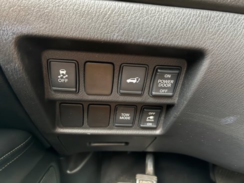 Used 2013 Nissan Pathfinder SL image 10