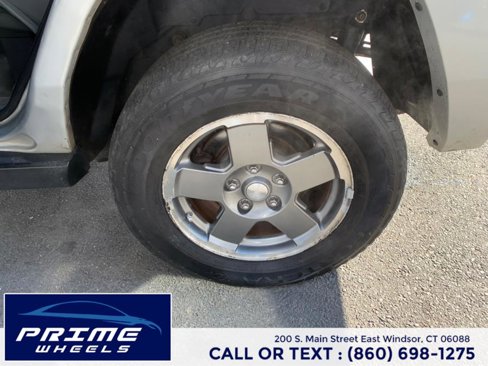 Used 2007 Jeep Commander Sport image 28
