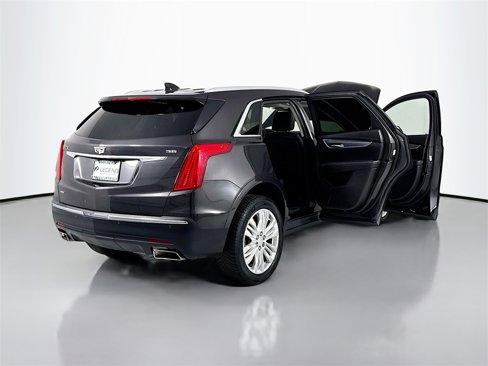 Used 2018 Cadillac XT5 Premium Luxury image 19