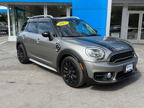 Used 2017 MINI Cooper Countryman S image 3