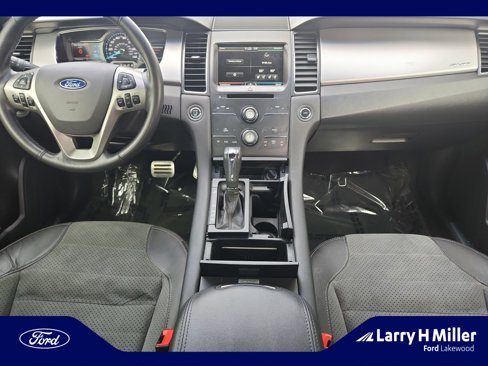 Used 2015 Ford Taurus SHO image 20
