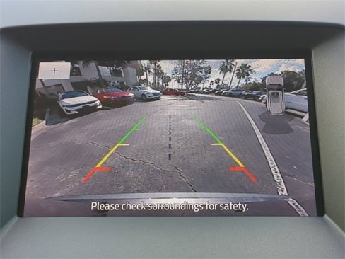 Used 2020 Ford Edge SE image 24