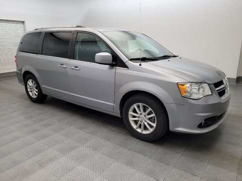 Used 2019 Dodge Grand Caravan SXT image 11