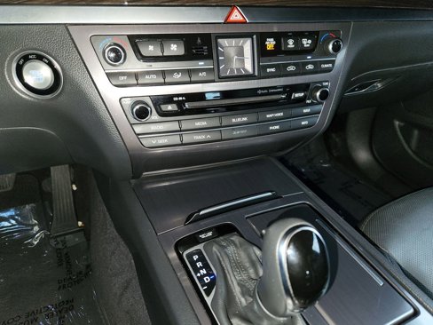 Used 2017 Genesis G80 3.8 image 18