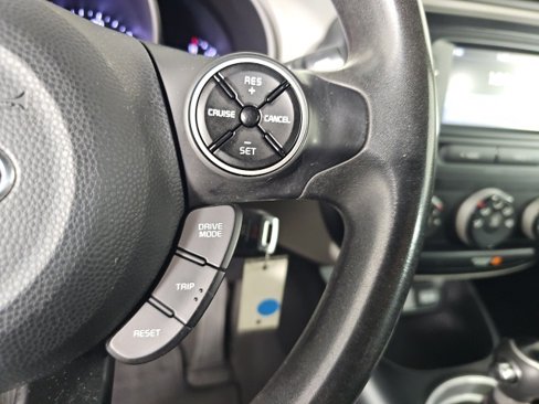 Used 2019 Kia Soul image 16