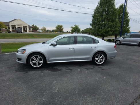 Used 2014 Volkswagen Passat 1.8T SE image 2