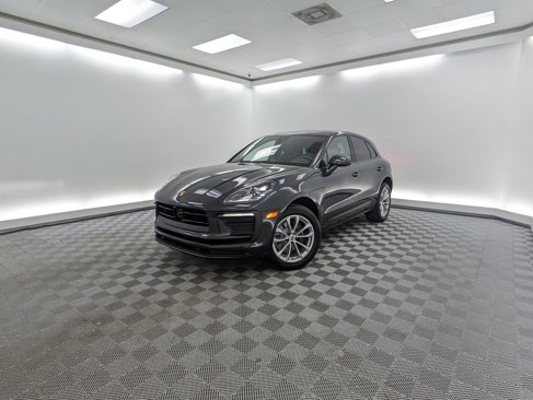 New 2026 Porsche Macan image 1