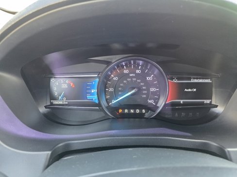 Used 2019 Ford Explorer XLT w/ Equipment Group 202A image 21