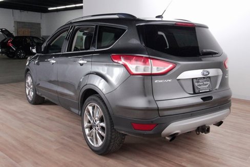 Used 2015 Ford Escape SE w/ SE Chrome Package image 7