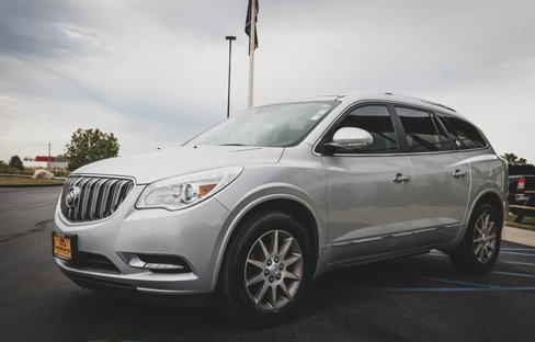 Used 2016 Buick Enclave Leather image 17