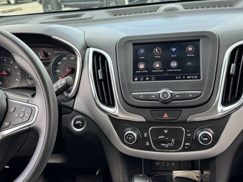 Used 2021 Chevrolet Equinox LS w/ LS Convenience Package image 18