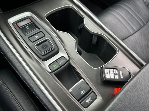 Used 2018 Honda Accord Touring image 36