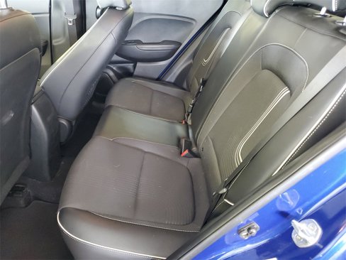 Used 2022 Hyundai Venue Limited image 9