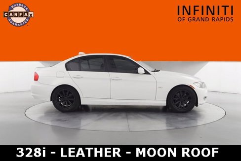Used 2011 BMW 328i Sedan image 2