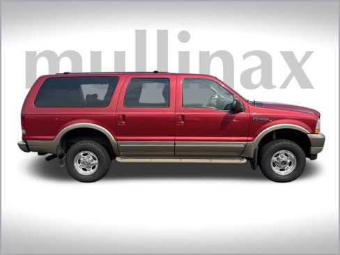 Used 2003 Ford Excursion Eddie Bauer image 2