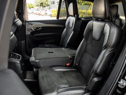 Used 2017 Volvo XC90 T8 R-Design w/ Vision Package image 35