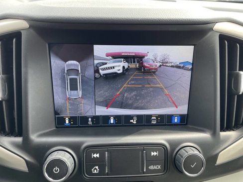 Used 2023 GMC Terrain Denali image 25