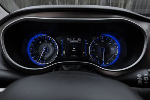 Used 2018 Chrysler Pacifica Touring Plus w/ Tire & Wheel Group image 24