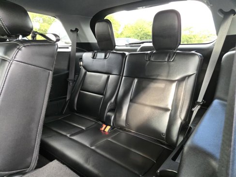 Used 2023 Ford Explorer XLT w/ Equipment Group 202A image 30