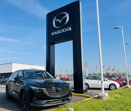 Used 2024 MAZDA MAZDA3 s image 28