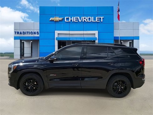 Certified 2022 GMC Terrain AT4 w/ Infotainment Package II image 5