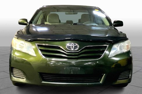 Used 2011 Toyota Camry LE image 3